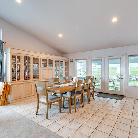 Inviting Great Falls Home With Wraparound Deck! Exteriér fotografie