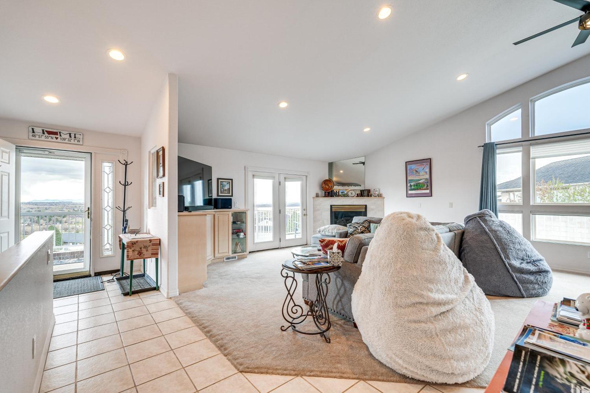 Inviting Great Falls Home With Wraparound Deck! Exteriér fotografie
